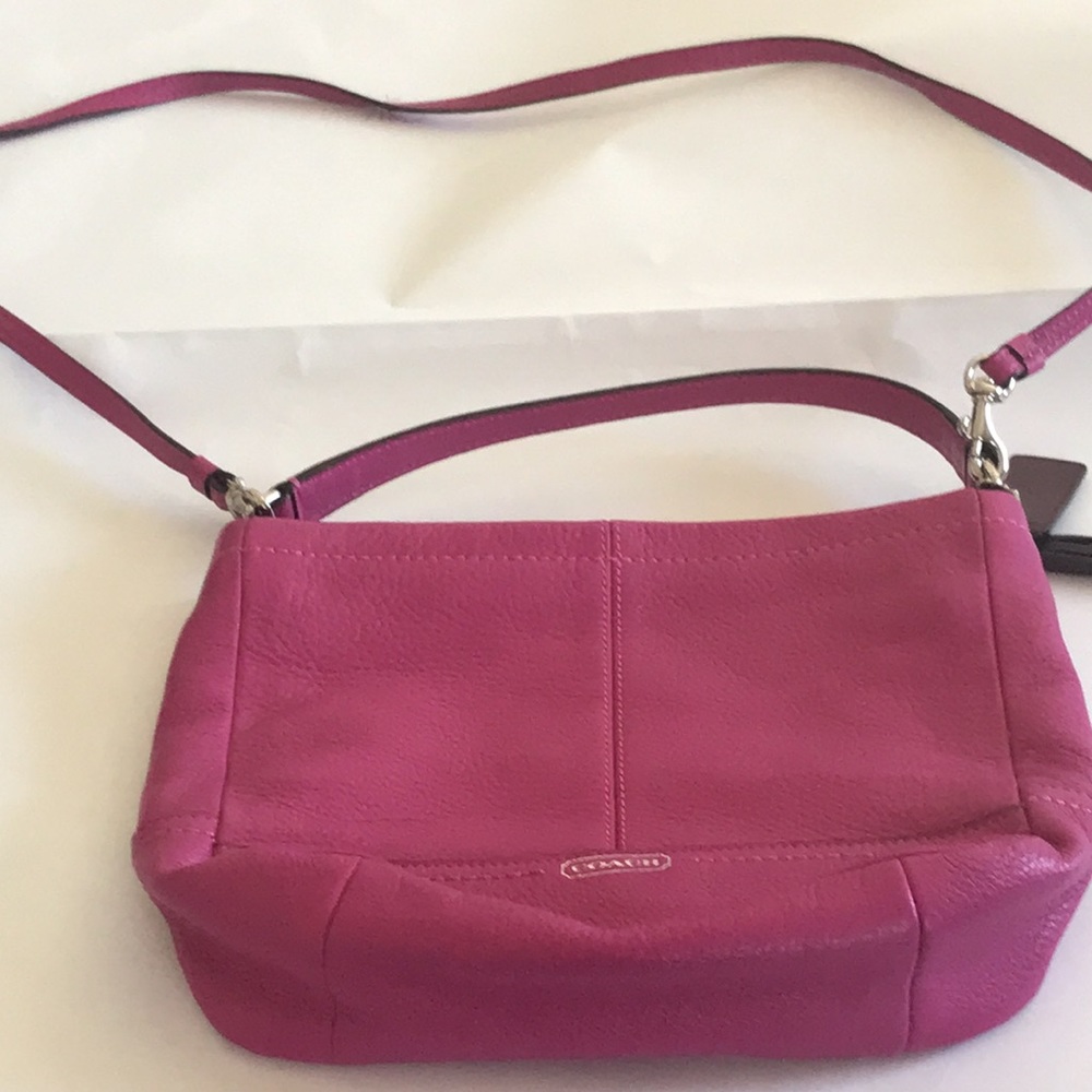fuchsia Coach bag - Picture 3 of 10